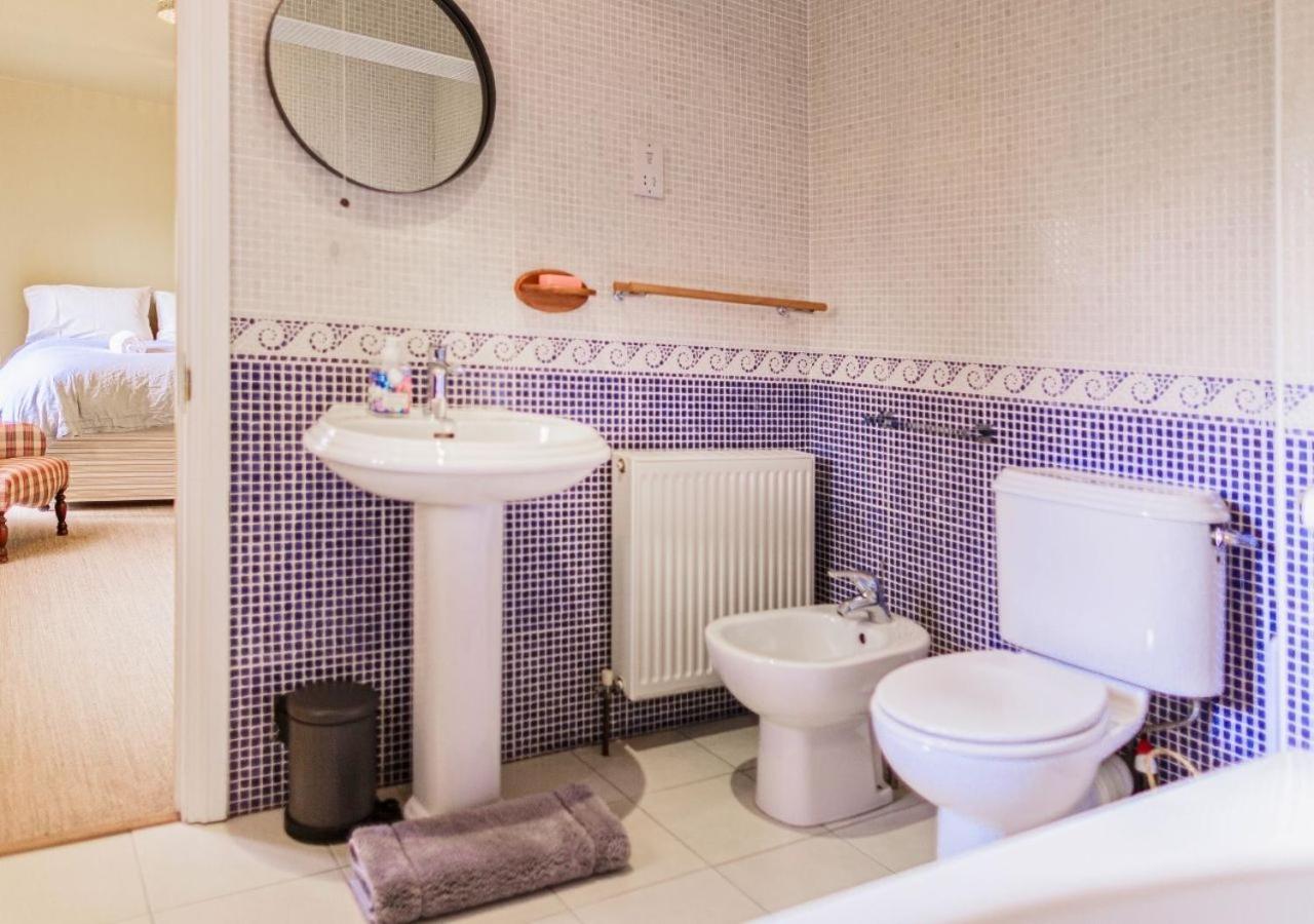 Charming 3Bd Cotswolds Family Retreat Villa Bourton-on-the-Water Bagian luar foto