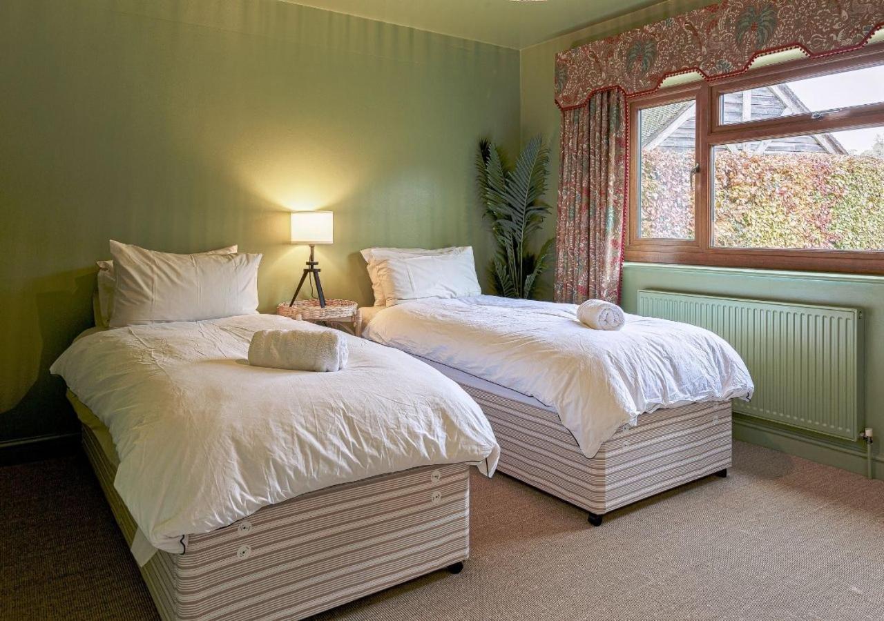 Charming 3Bd Cotswolds Family Retreat Villa Bourton-on-the-Water Bagian luar foto