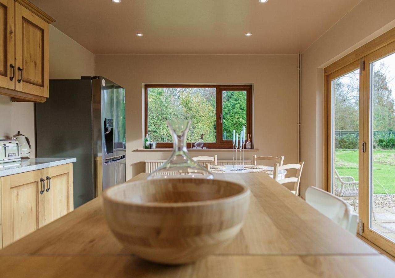 Charming 3Bd Cotswolds Family Retreat Villa Bourton-on-the-Water Bagian luar foto